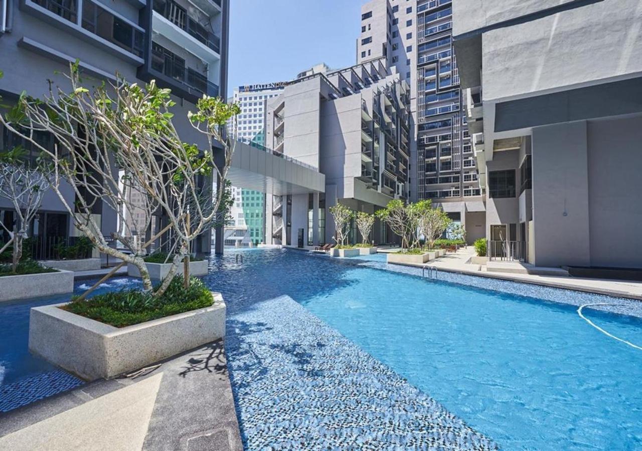 Imperio Standard By Jeffery Lam Management Apartment