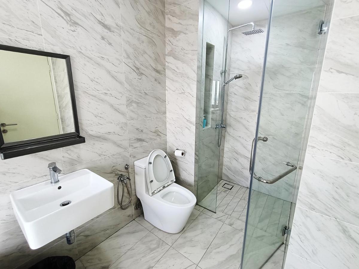 Imperio Standard By Jeffery Lam Management * Malacca